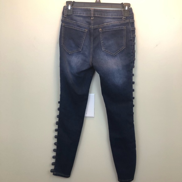 Encore jeans size 3 with cut outs - Picture 4 of 5